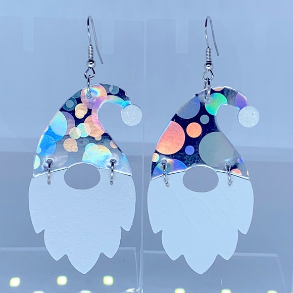 Dangle Earrings Santa Iridescent Hat Christmas - Picture 3 of 6